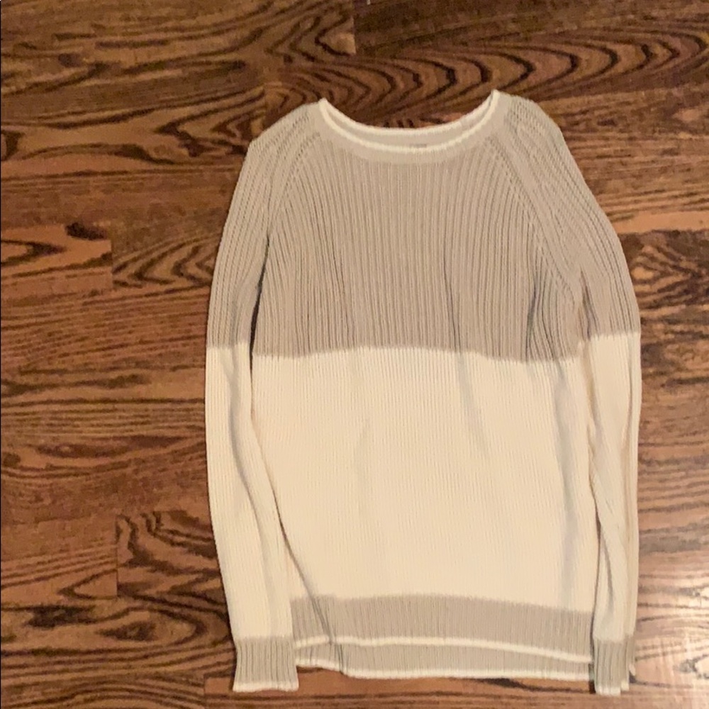 BDG Sweater